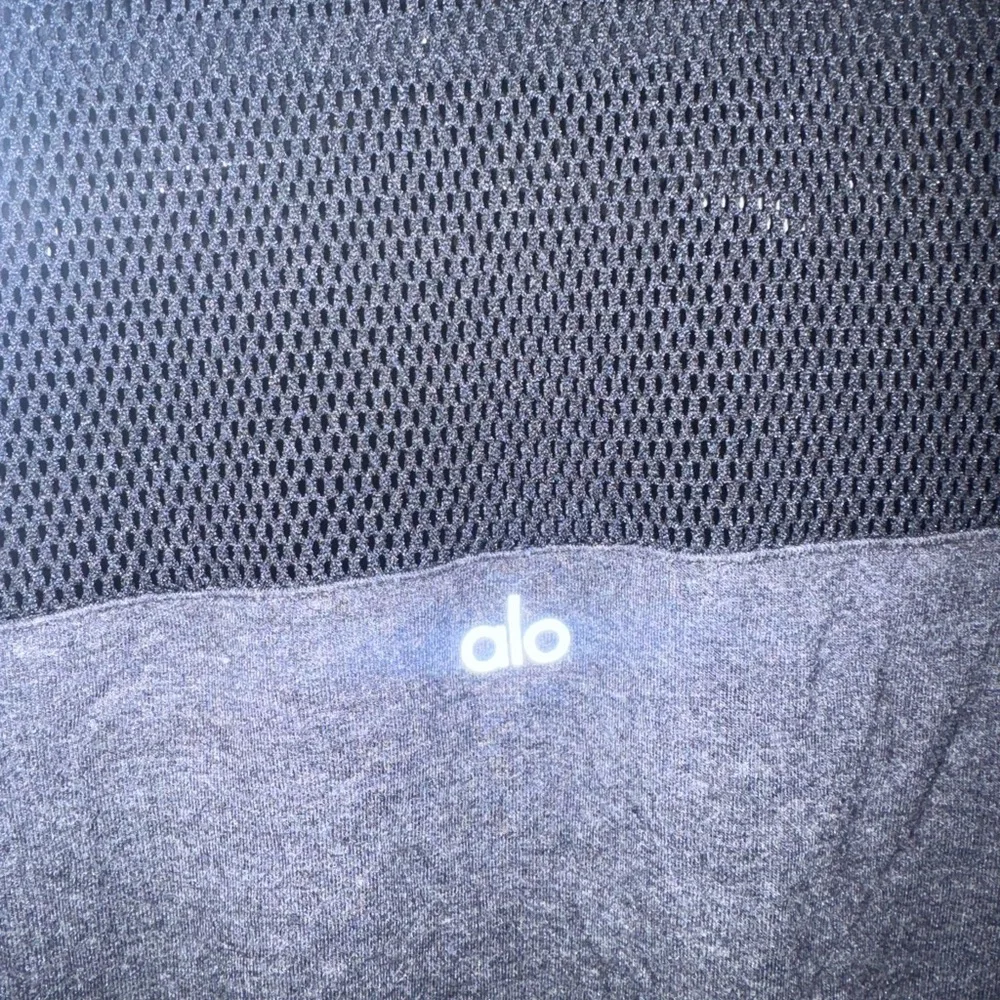 ALO Yoga Long Sleeve Crewneck Tee in Charcoal and Black